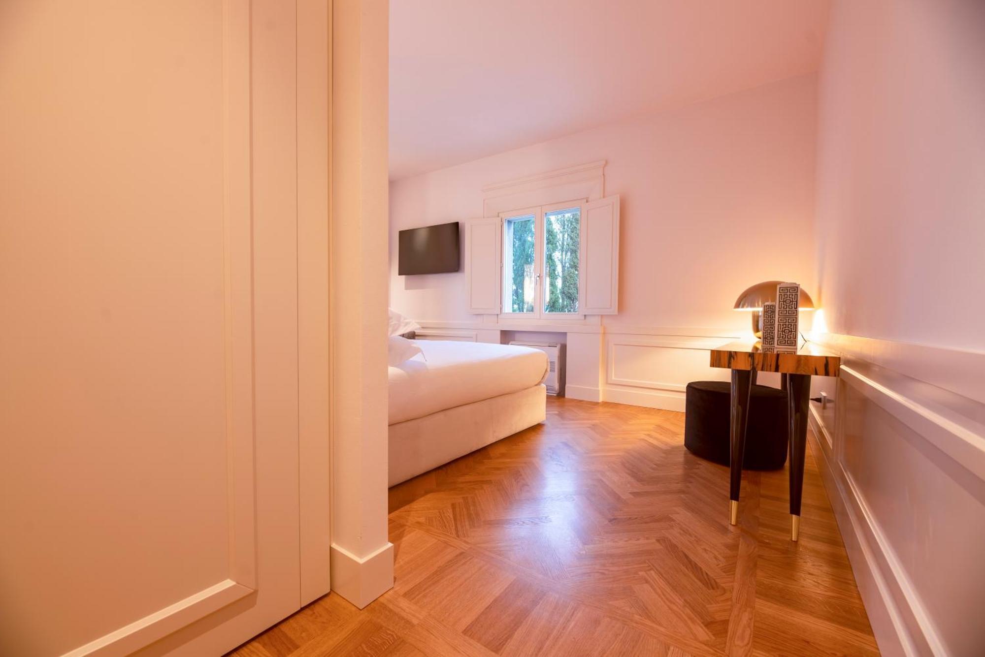 Boutique Hotel Villa Monty Banks Cesena Luaran gambar